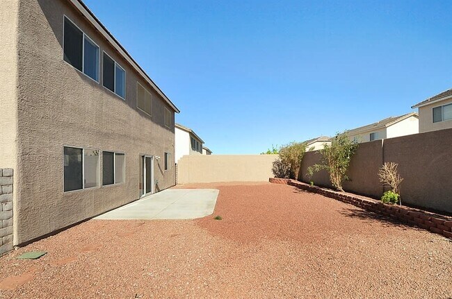 Building Photo - 8913 Wolf Dancer Ave