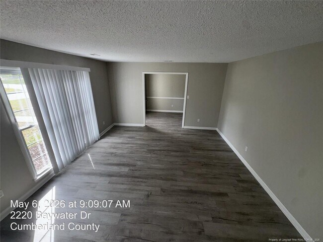 Building Photo - 2220 Baywater Dr