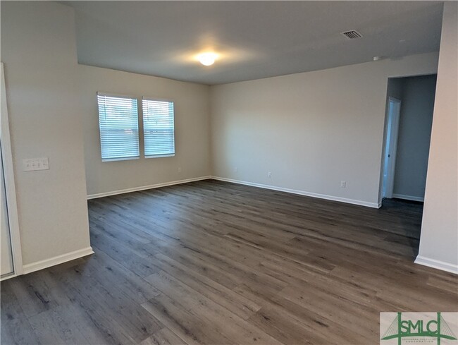 Building Photo - 52 Hardy Br