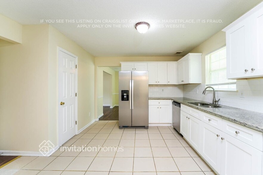 Building Photo - 3473 Cameo Ct
