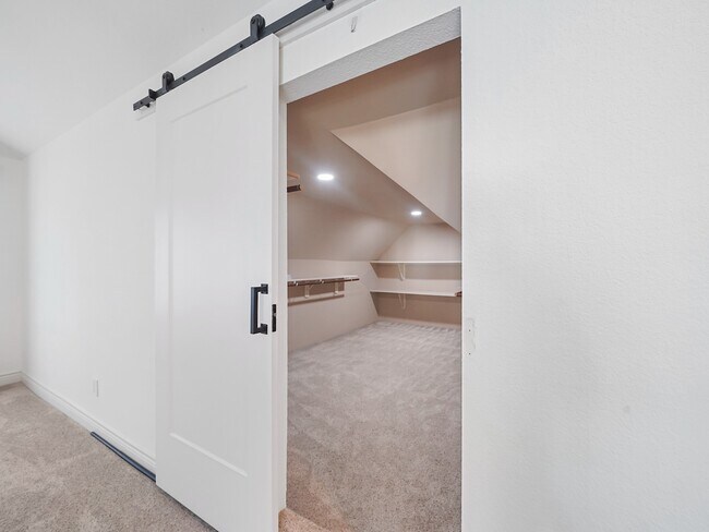 Building Photo - 27123 Birch Pine Ct