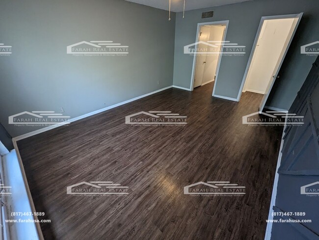 Building Photo - 1 Bed/1 Bath in Fort Worth!