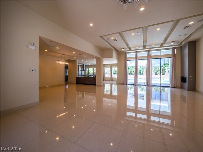 Building Photo - 7447 Yonie Ct