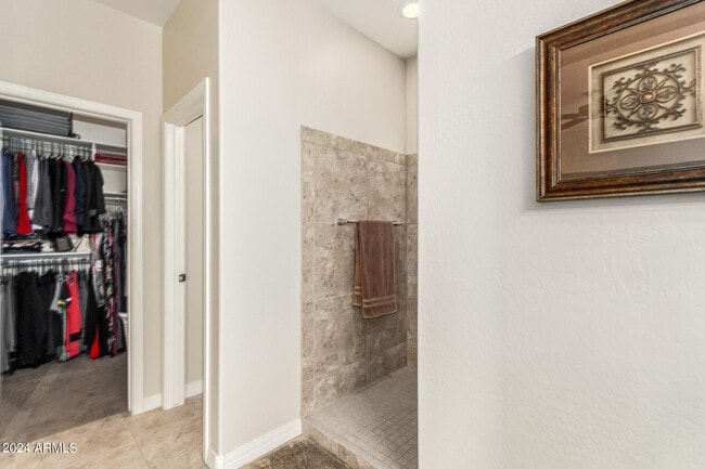 Building Photo - 26451 N 131st Dr