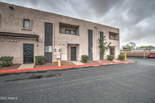 Building Photo - 886 W Galveston St