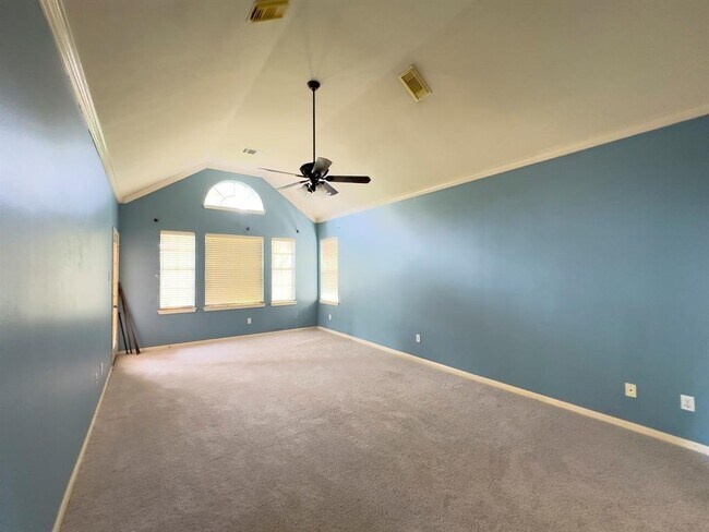 Building Photo - 16714 Colony Terrace Dr