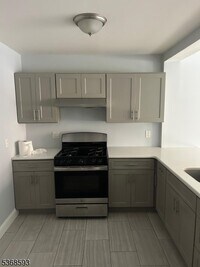 Building Photo - 122 3rd St