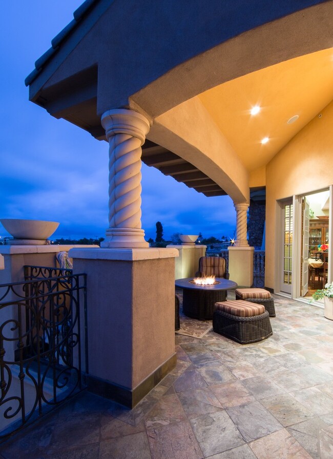 Building Photo - Luxury Living in Coronado's Regatta Bay Co...