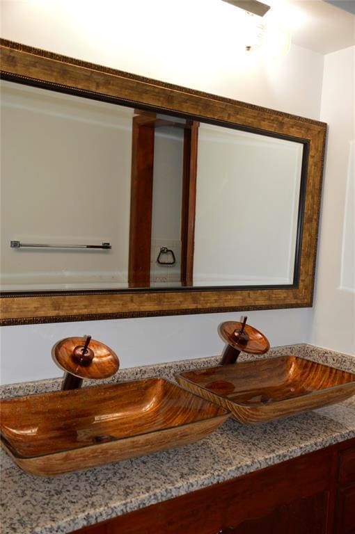 Building Photo - 5800 Kingston Rd