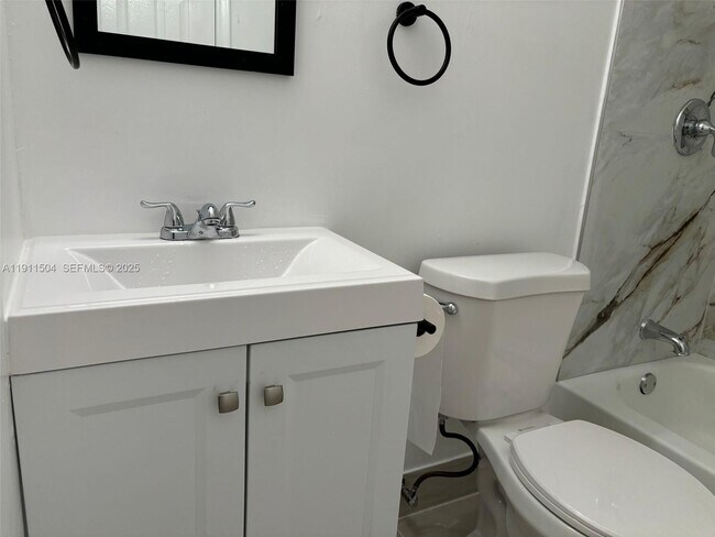 Building Photo - 2554 NW 52nd Ave