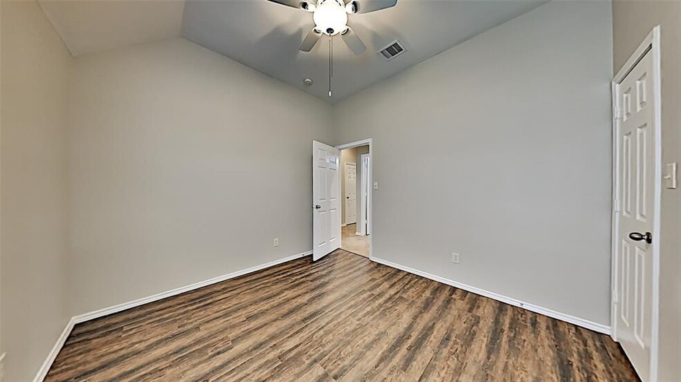 3RD BEDROOM - 5623 Wagon Wheel Ln