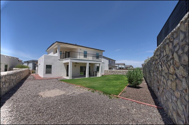 Building Photo - 2166 Enchanted Crst Dr