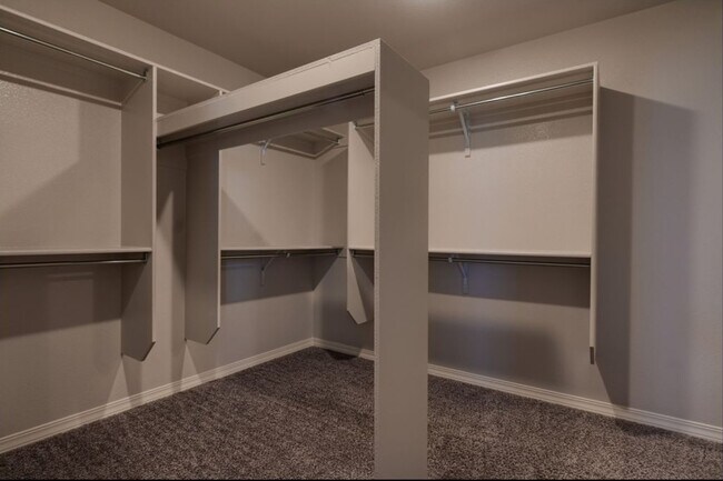 Building Photo - 309 Quiet Prairie Dr