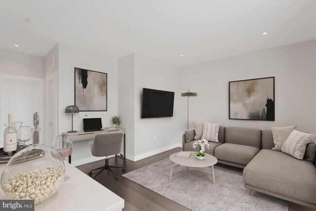 Building Photo - 203 Montgomery St