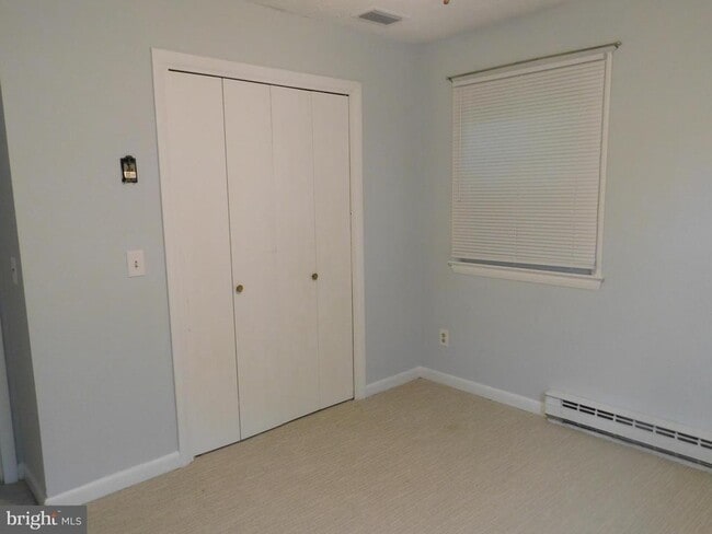 Building Photo - 14 Bel Voi Dr