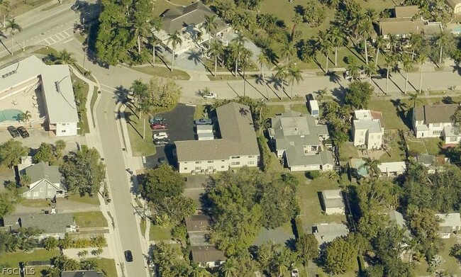 Building Photo - 2610 Providence St