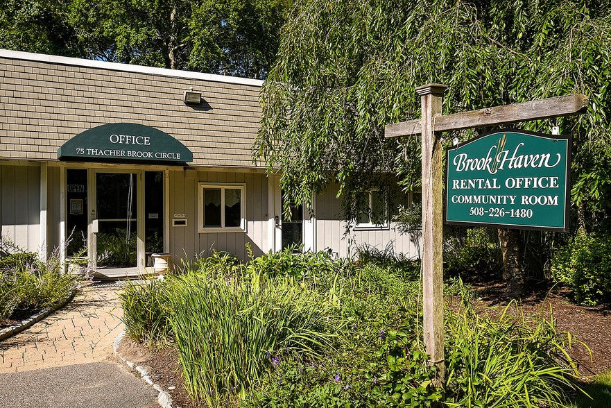 Building Photo - Brook Haven Estates