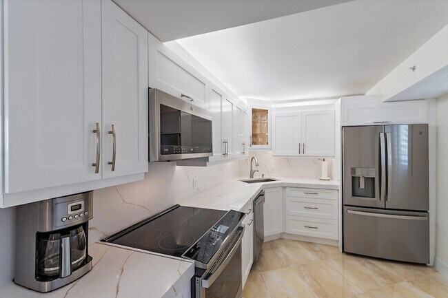 Building Photo - 400 Ocean Trail Way