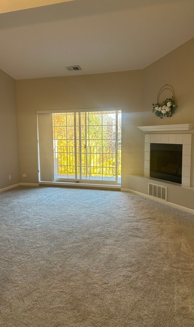 Building Photo - 91 Hunt Club Dr