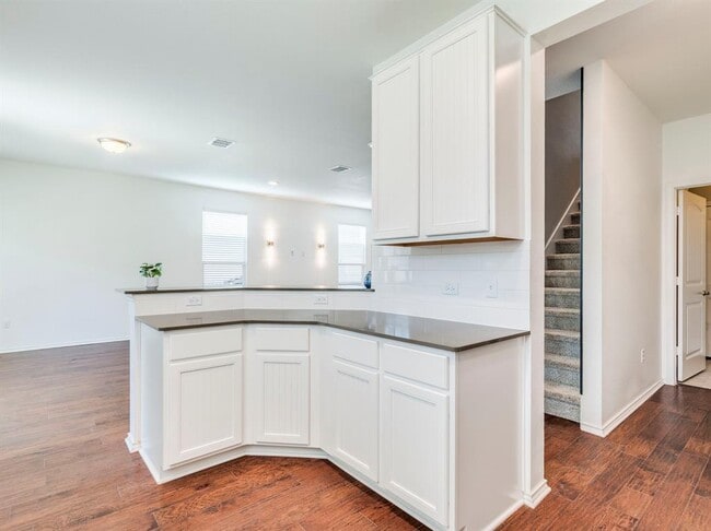 Building Photo - 9011 Pin Brush Dr