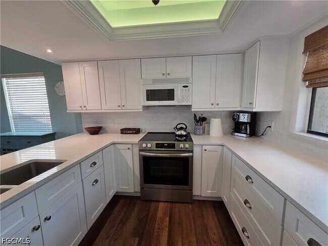 Building Photo - 14509 Aeries Way Dr