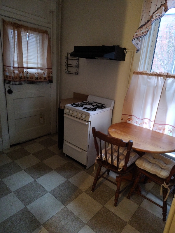 Building Photo - 66 Hoffman Ave