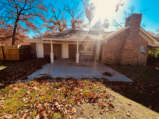 Building Photo - 603 Chimney Rock St