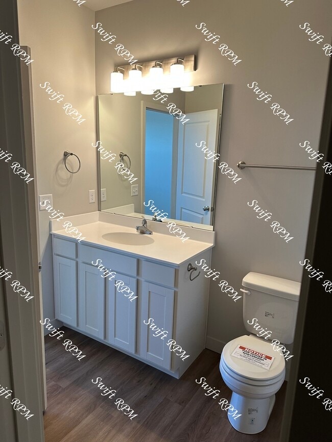 Building Photo - 12428 S Parkwood Ln