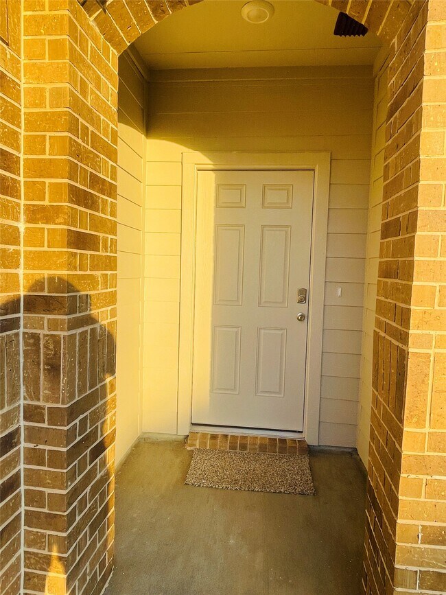 Building Photo - 5146 Bay Mdws Ln