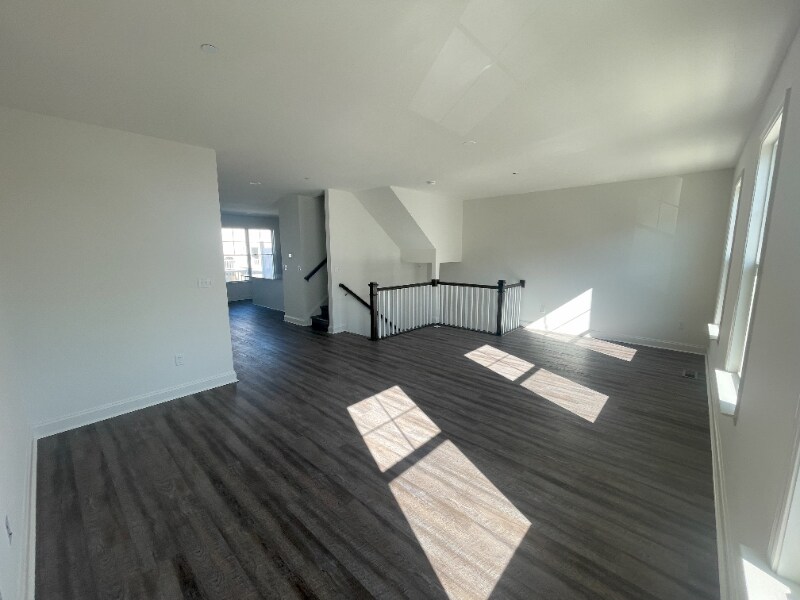 Building Photo - 247 Jessica Lyn Ave