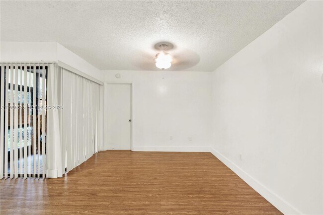 Building Photo - 1150 N Liberty Ave