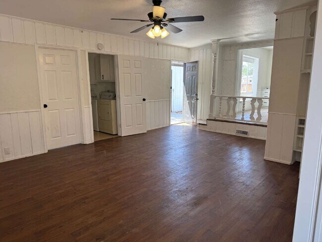 Building Photo - "Charming 4-Bed Lubbock Retreat: Granite Kitchen, Hardwood Elegance & Cozy Fireplace!"