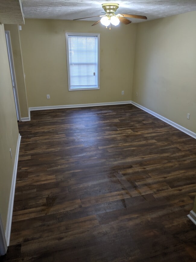 Building Photo - Carlton Street Townhomes