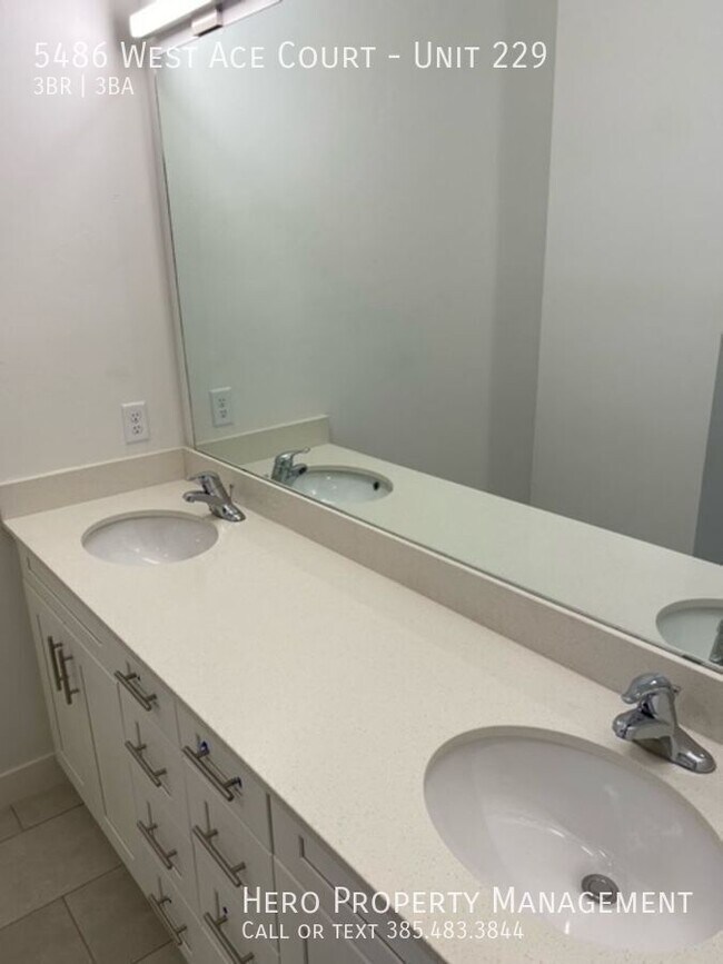 Building Photo - 5486 Ace Ct