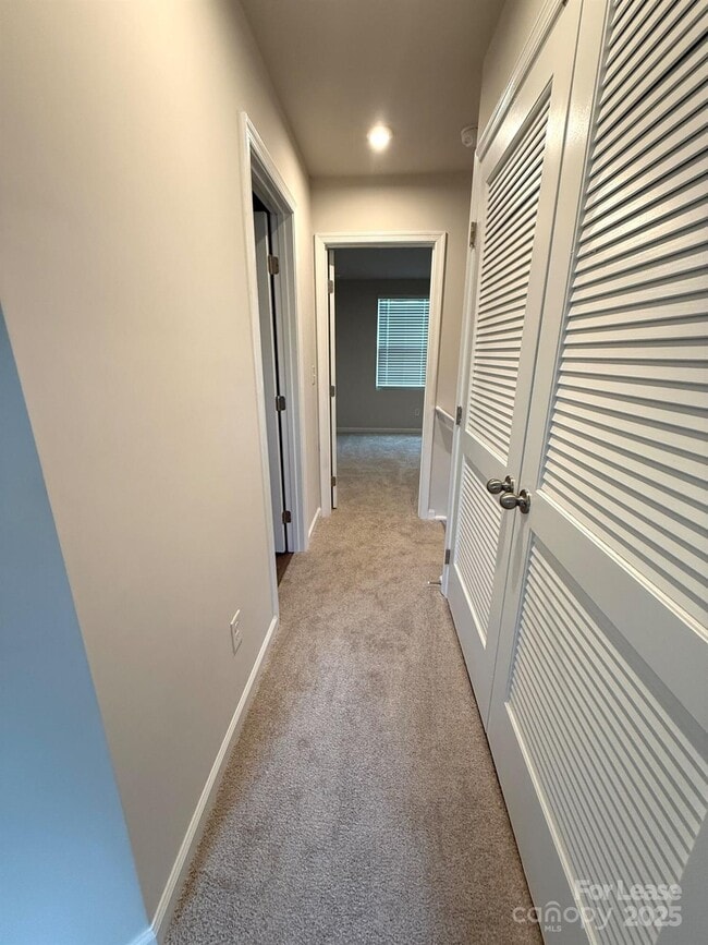 Building Photo - 7726 Capstan Trl