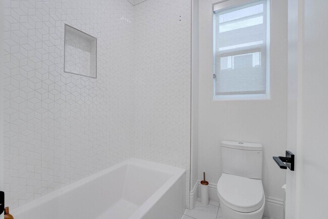 Building Photo - 756 Bruce Moorland St