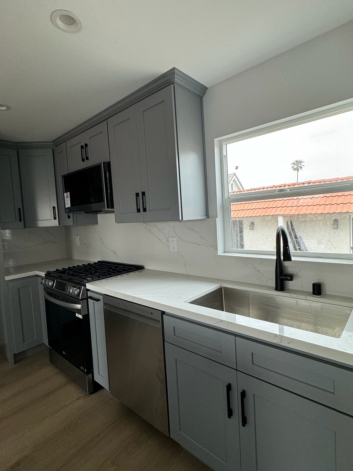 Building Photo - 18509 Burin Ave