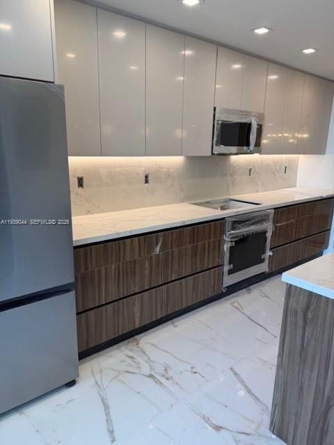 Building Photo - 19707 Turnberry Way