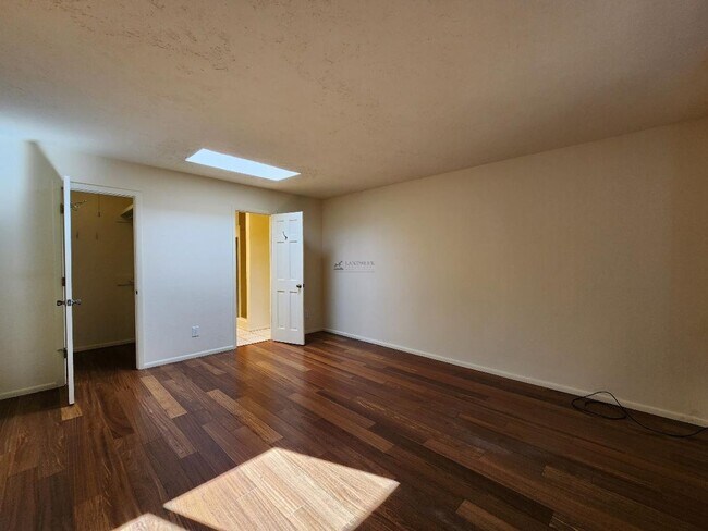 Building Photo - 3073 Plaza Blanca