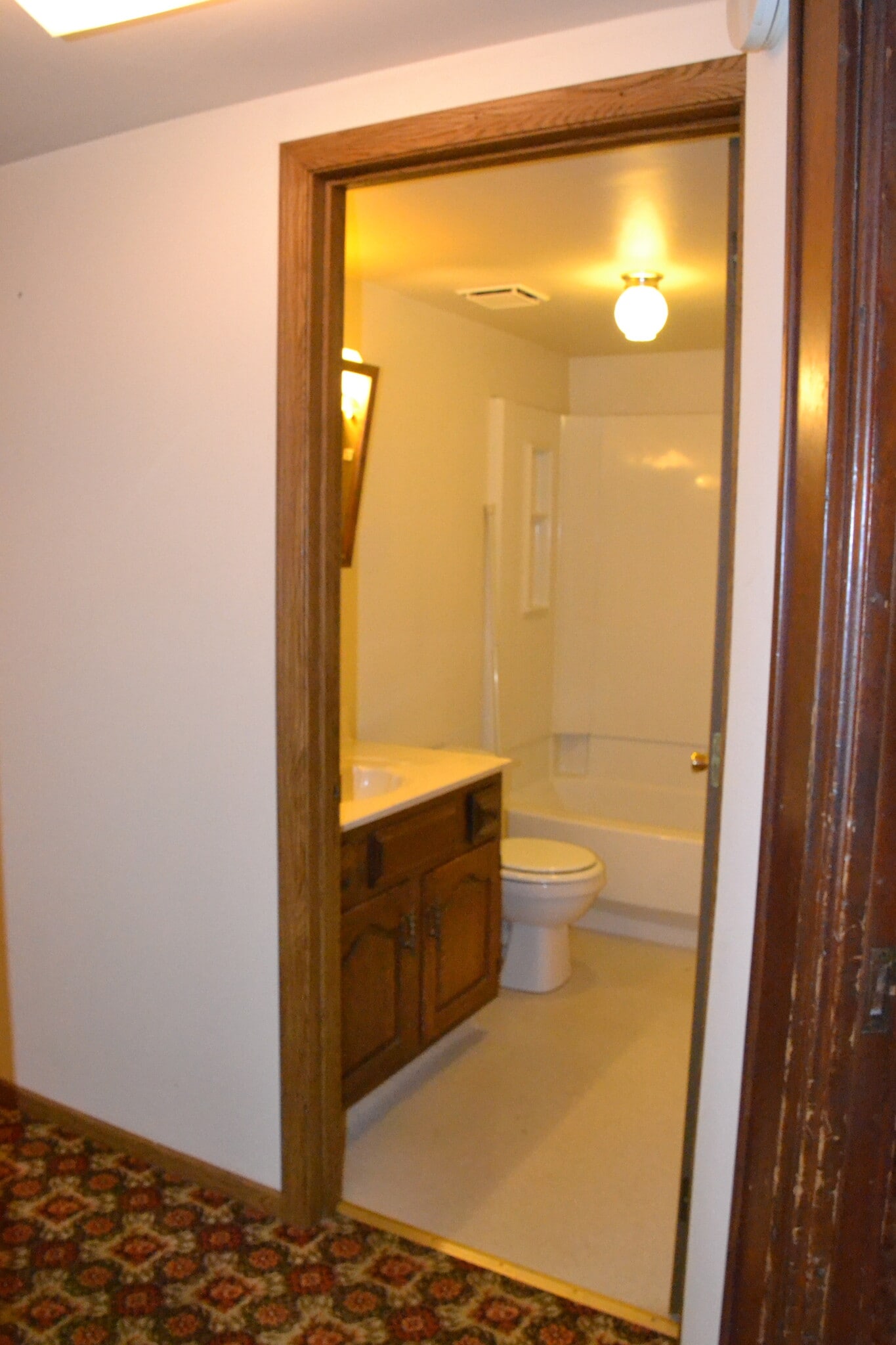 Building Photo - 402.5 Mulberry St