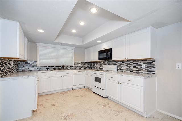 Building Photo - 1505 Hayfield Dr