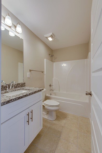Building Photo - 7042 Magnolia Crossings