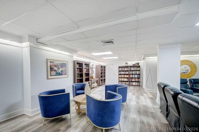 Building Photo - 3546 S Ocean Blvd
