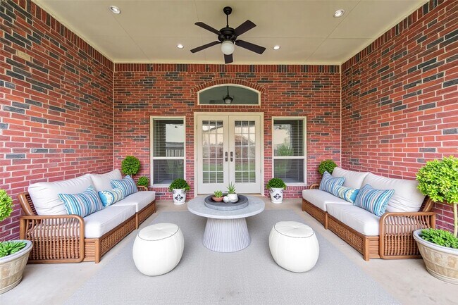 Building Photo - 5530 Mangrove Creek Ln