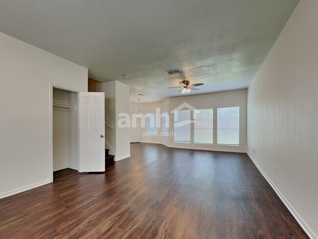 Building Photo - 18214 Alemarble Oak St