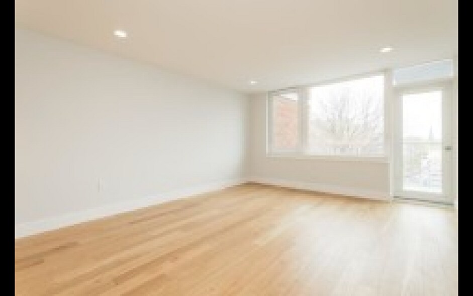 Building Photo - 335 Harvard St