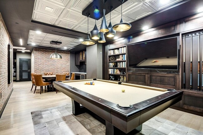 Building Photo - 1400 Hudson St