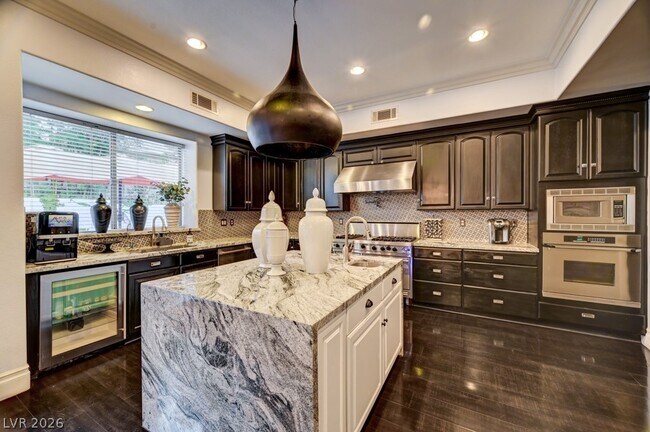 Building Photo - 10212 Stone Briar Ct