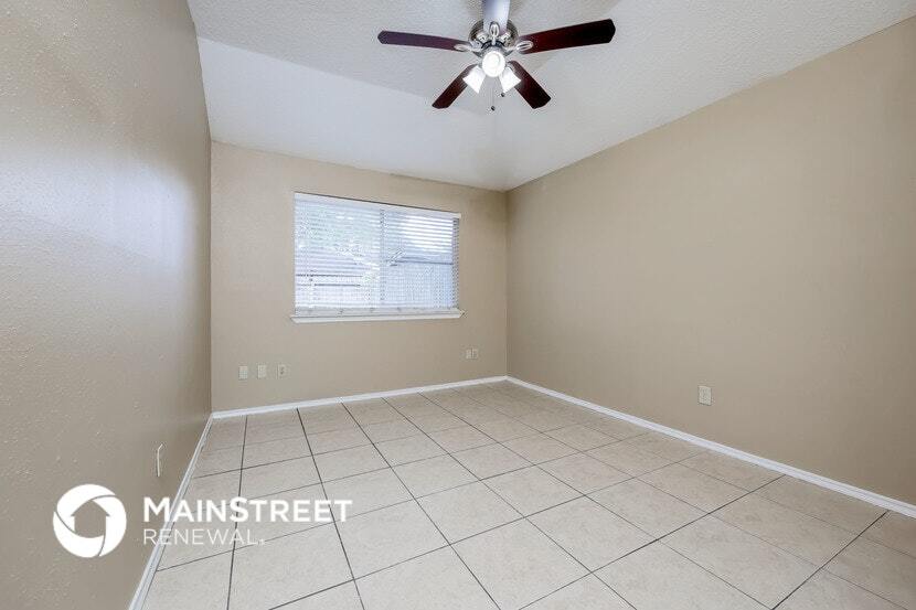 Building Photo - 11110 Grassyglen Dr