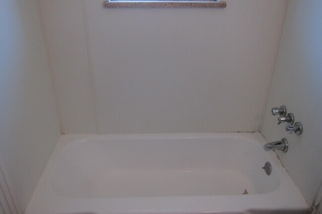 Building Photo - 16311 W 14th Ave